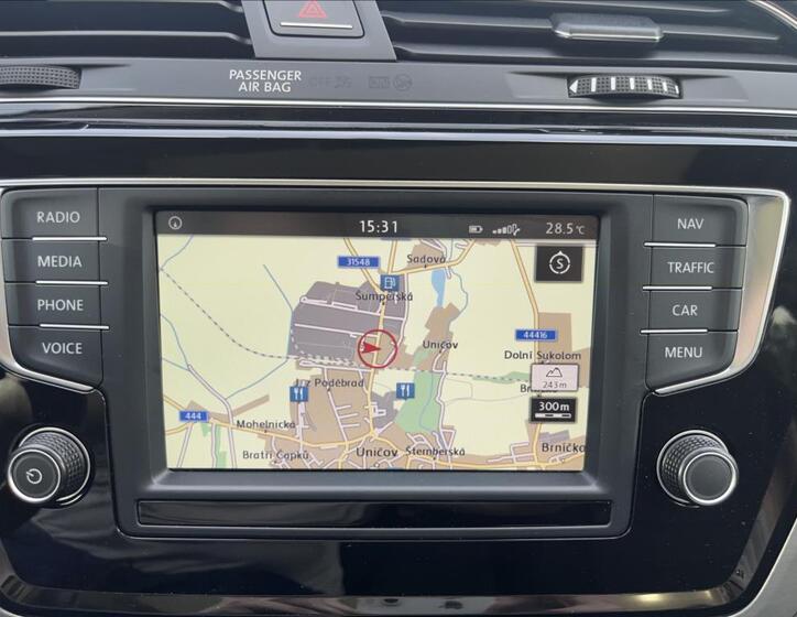 Volkswagen Touran 16