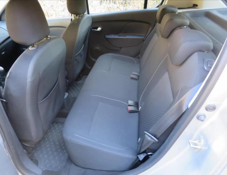 Dacia Sandero 12