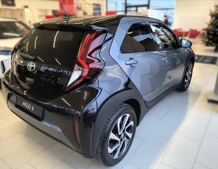 Toyota Aygo 5