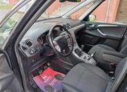 Ford Galaxy 11
