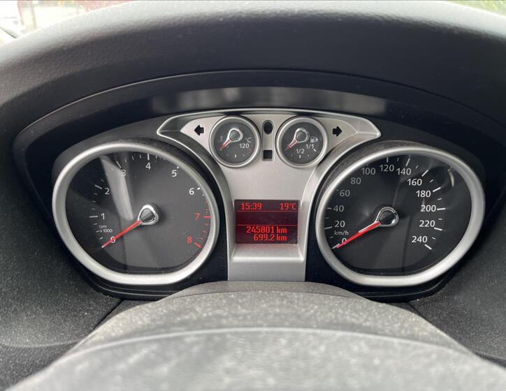 Ford Focus 19