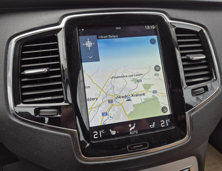 Volvo XC90 15