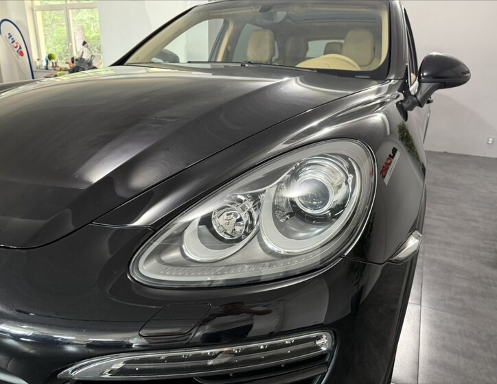 Porsche Cayenne 29