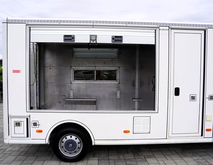 Renault Master 17