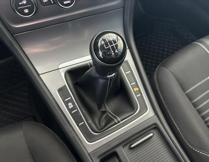 Volkswagen Golf 20