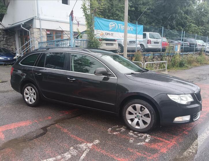 Škoda Superb 14