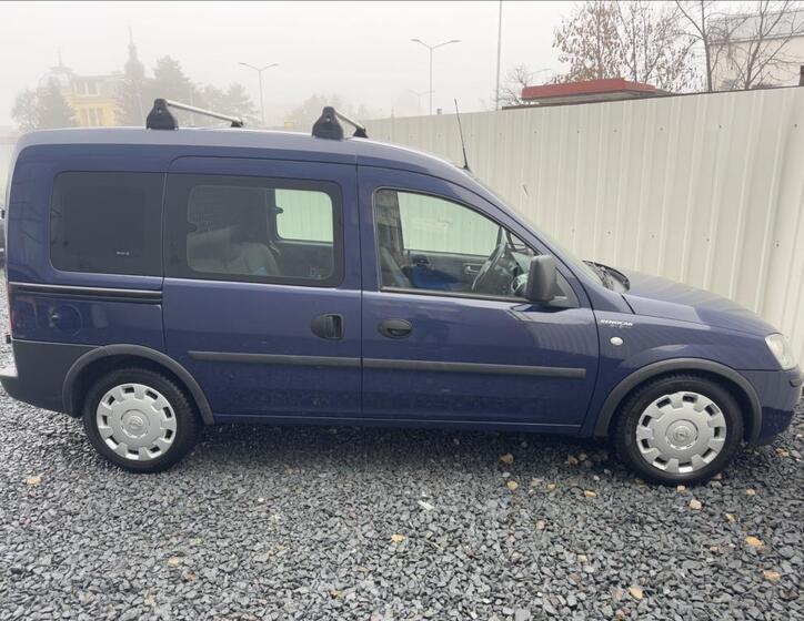 Opel Combo 17