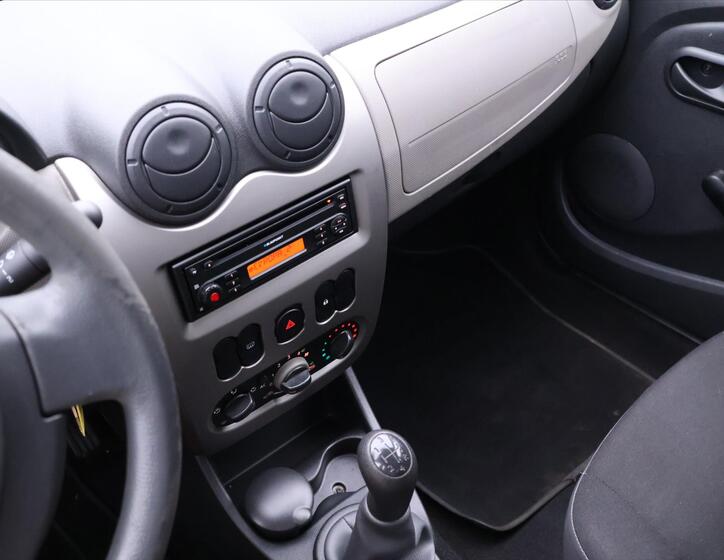 Dacia Sandero 17