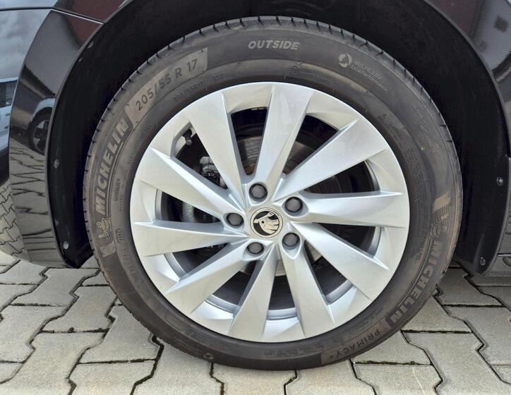 Škoda Octavia 11