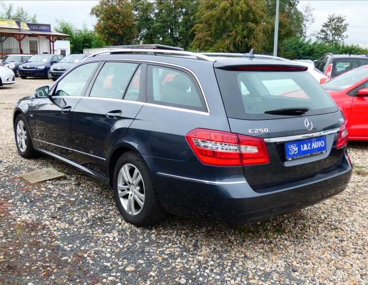 Mercedes-Benz Třídy E 6