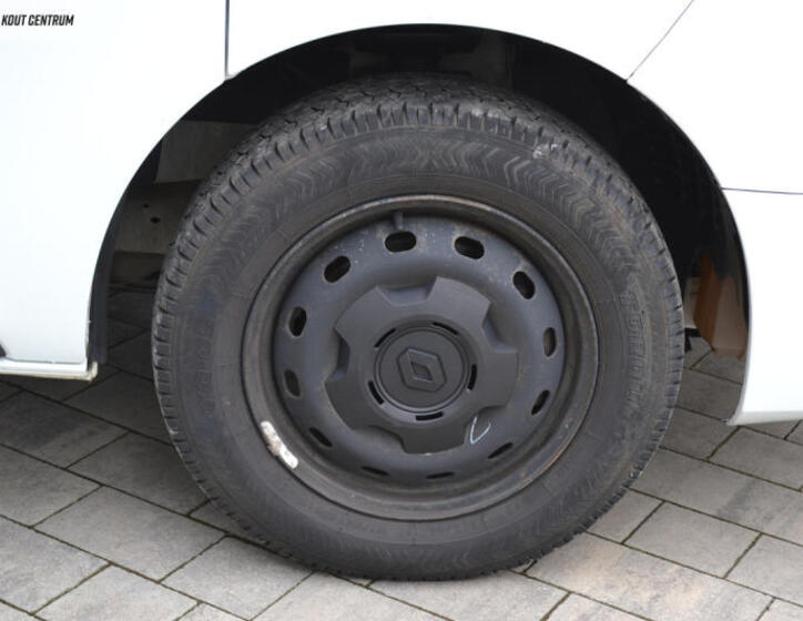 Renault Trafic 8