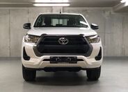 Toyota Hilux 2