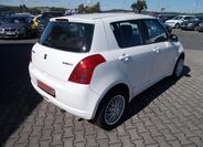 Suzuki Swift 11