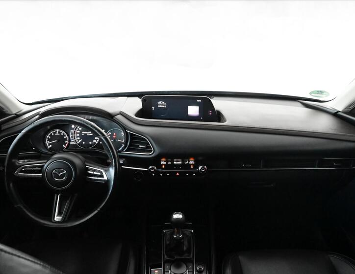 Mazda CX-30 11