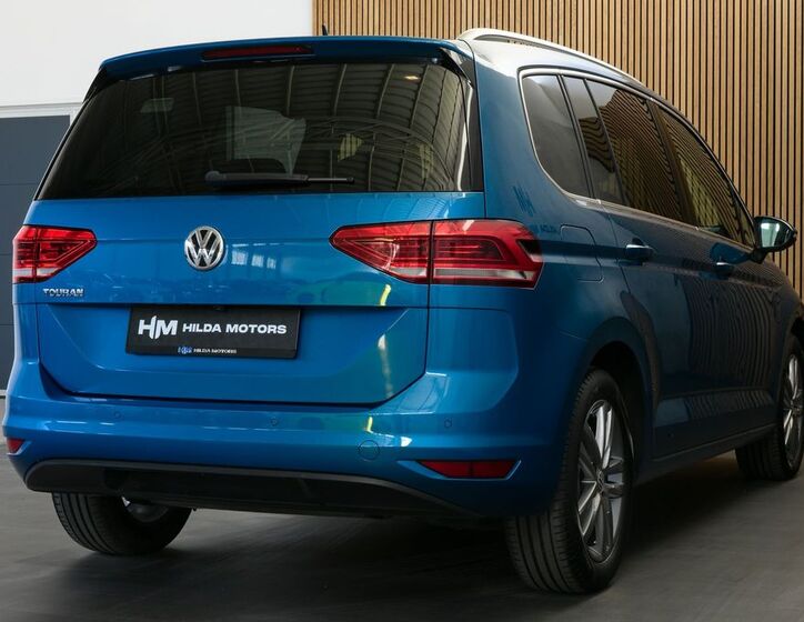 Volkswagen Touran 4