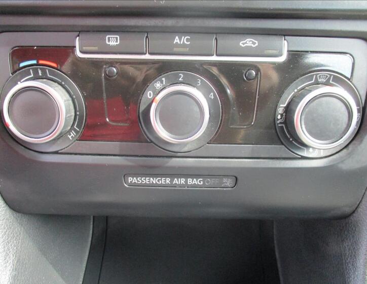 Volkswagen Golf 13