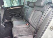 Volkswagen Passat 13
