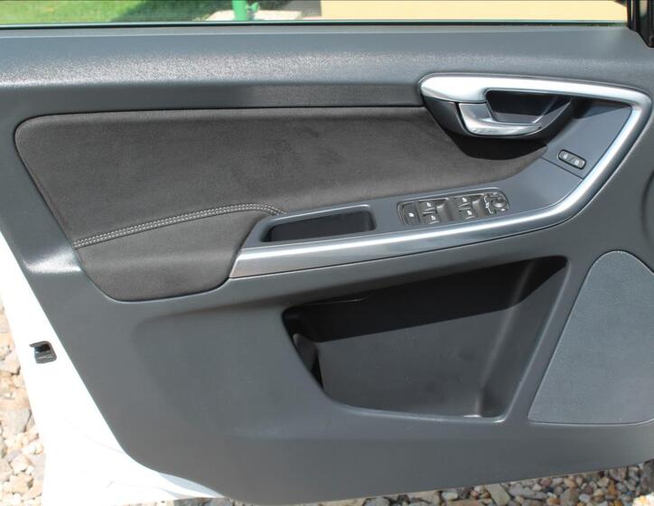 Volvo XC60 29