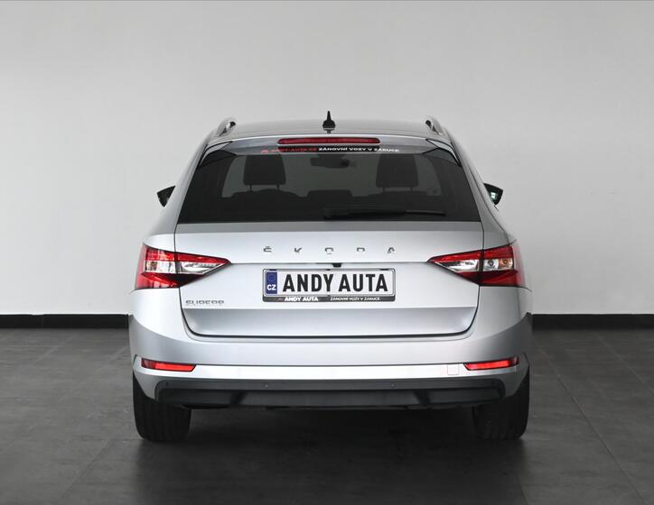 Škoda Superb 4