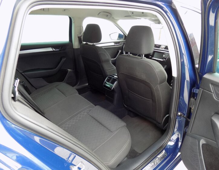 Škoda Superb 18