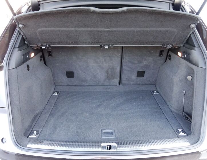 Audi Q5 25