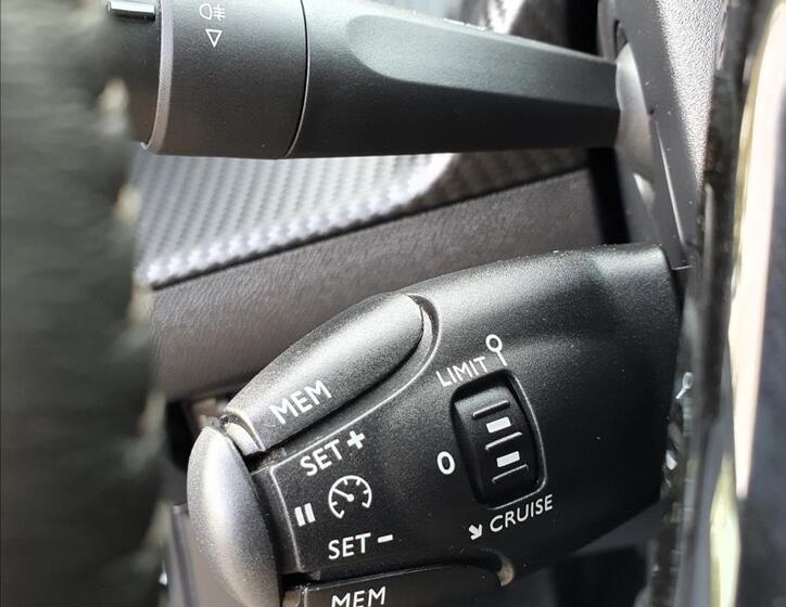 Peugeot 2008 21