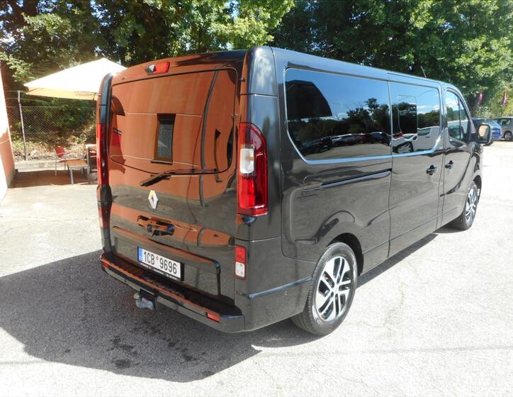 Renault Trafic 5