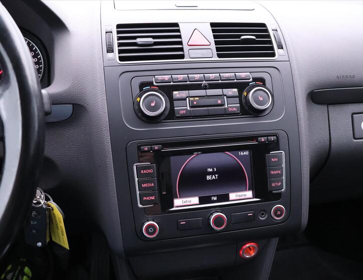 Volkswagen Touran 20