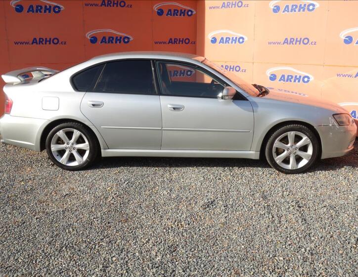 Subaru Legacy 8
