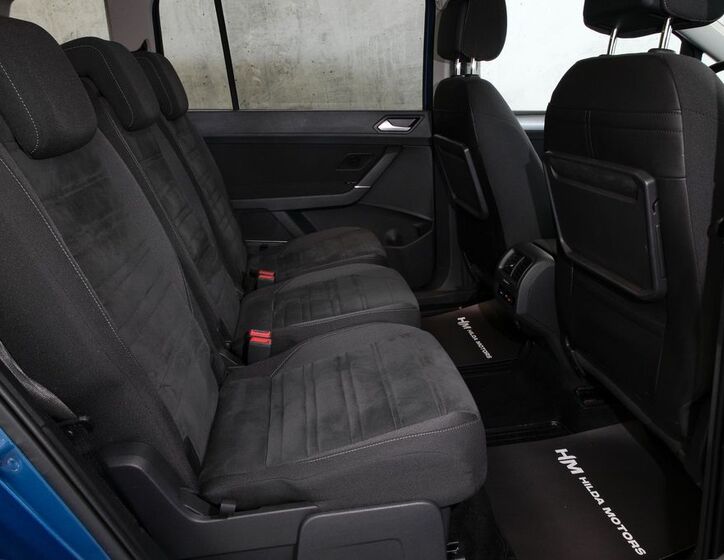 Volkswagen Touran 11