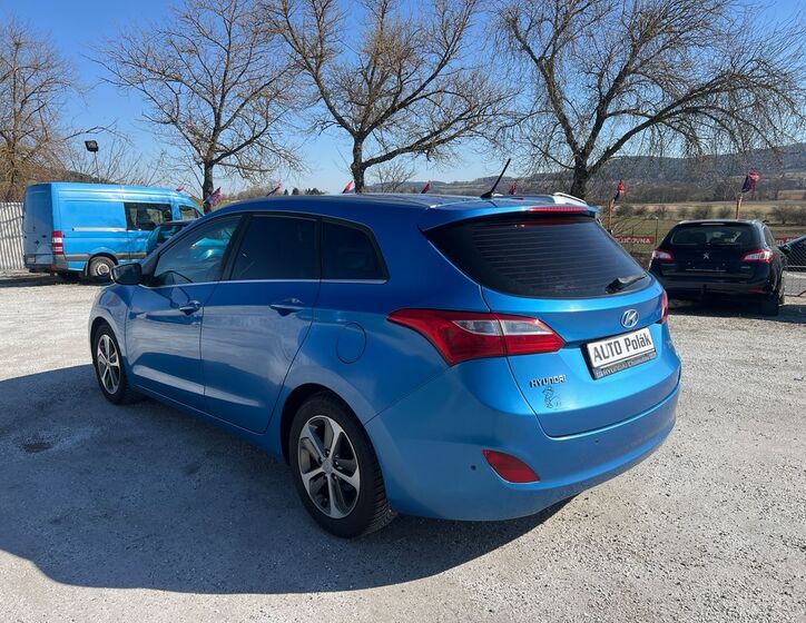 Hyundai i30 12