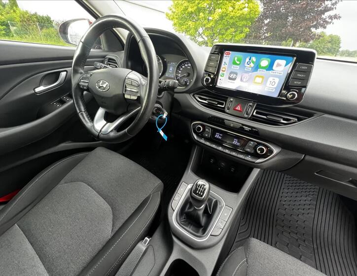 Hyundai i30 23