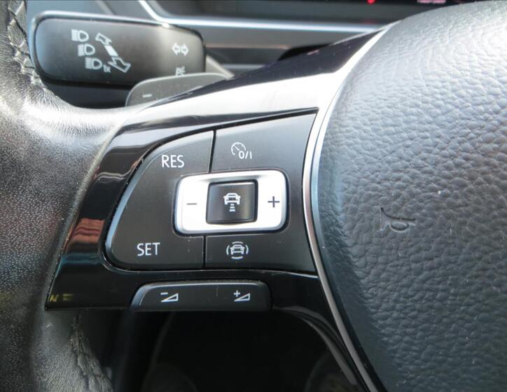 Volkswagen Tiguan 21