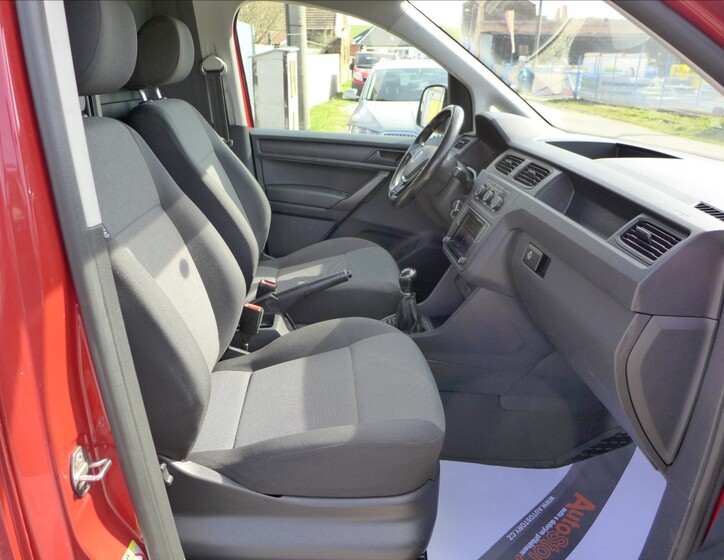 Volkswagen Caddy 26