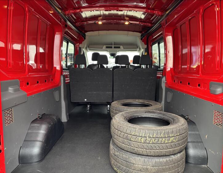 Ford Transit 10