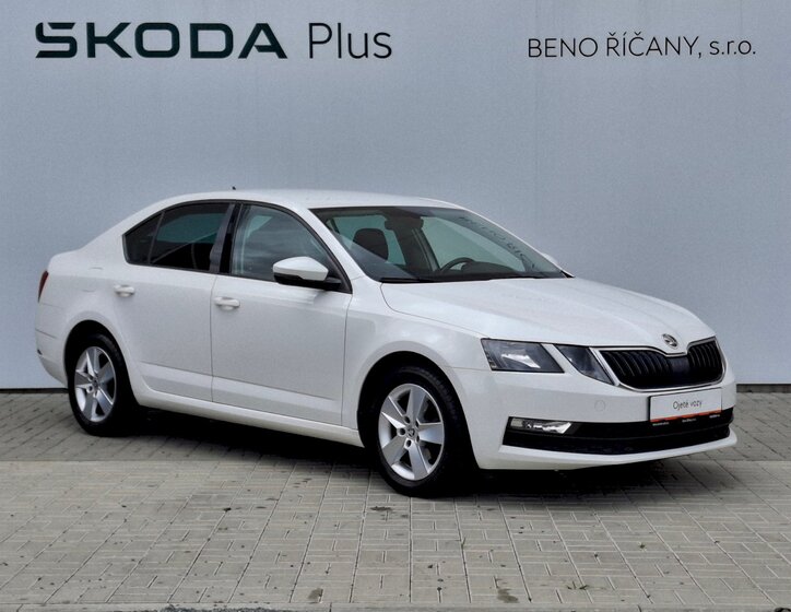 Škoda Octavia 14
