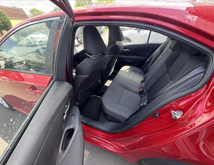 Toyota Corolla 12