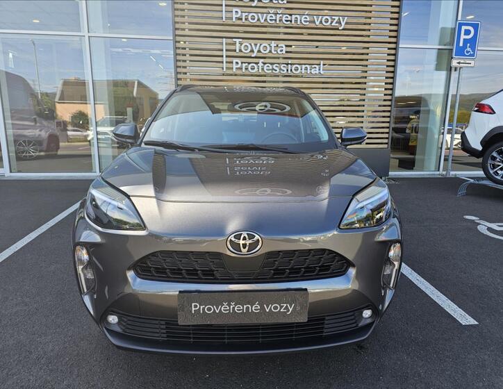 Toyota Yaris Cross 3