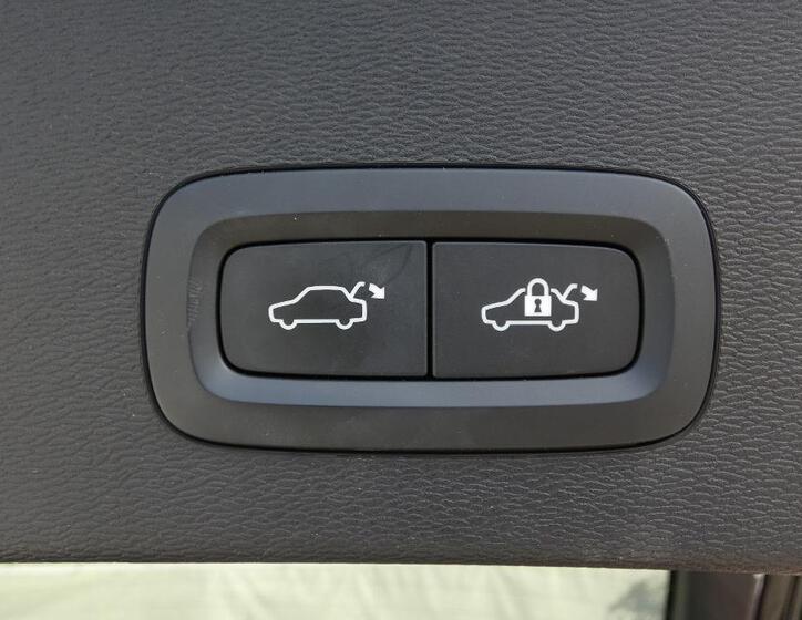Volvo C40 21