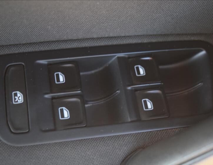 Volkswagen Golf 31