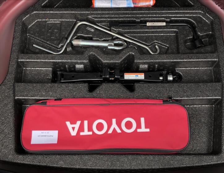 Toyota Auris 12