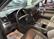 Volkswagen Touareg 7