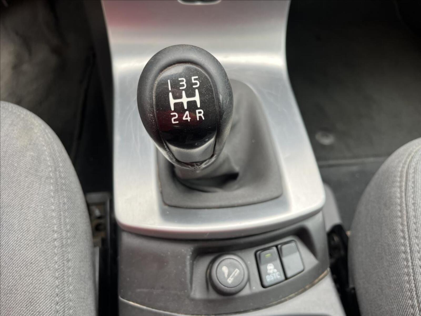 Volvo V50 16