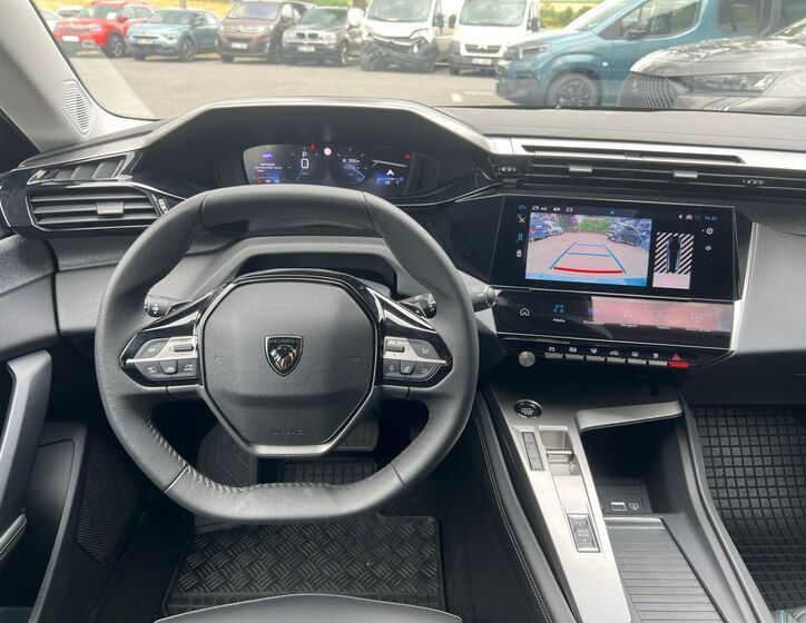 Peugeot 308 8