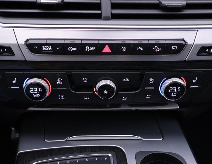 Audi Q7 33