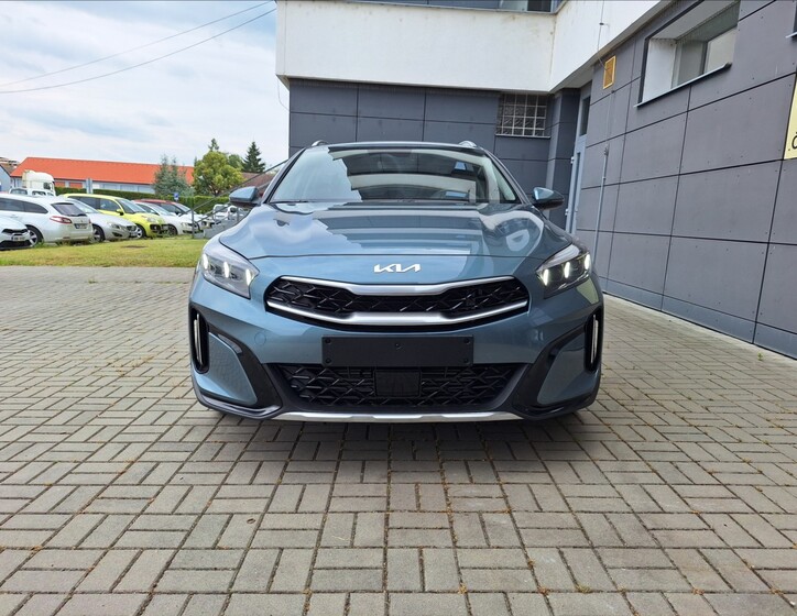 KIA XCeed 4