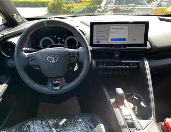 Toyota C-HR 6