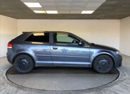 Audi A3 8