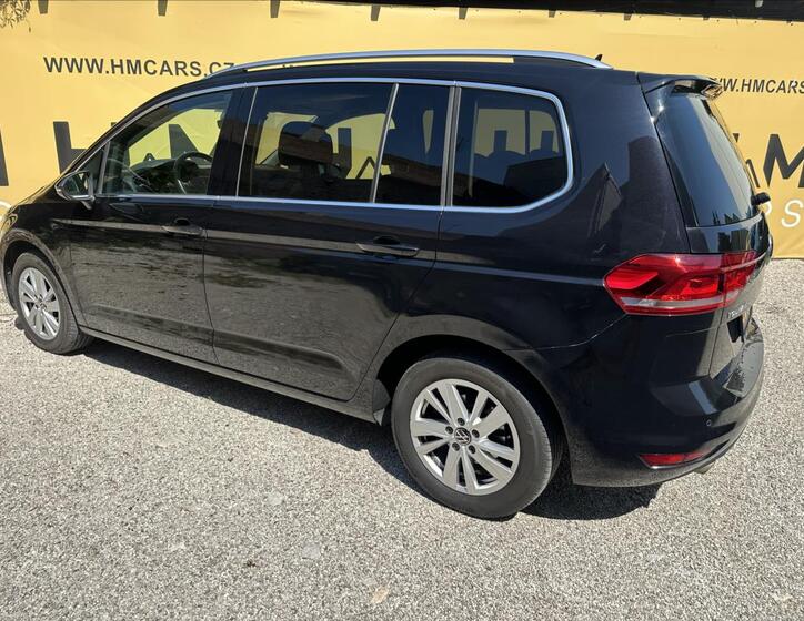 Volkswagen Touran 6