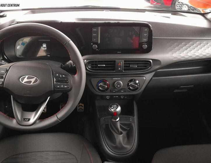 Hyundai i10 8